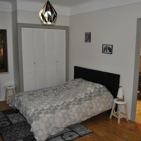 Studio Blue Apartment Екс ле Бен Екстериор снимка