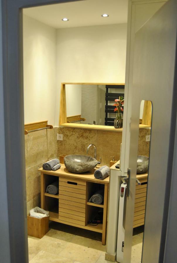 Studio Blue Apartment Екс ле Бен Екстериор снимка